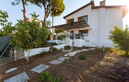 Yenifoça Donatkent'te Satılık Deniz Manzaralı Müstakil 3+1 Villa​