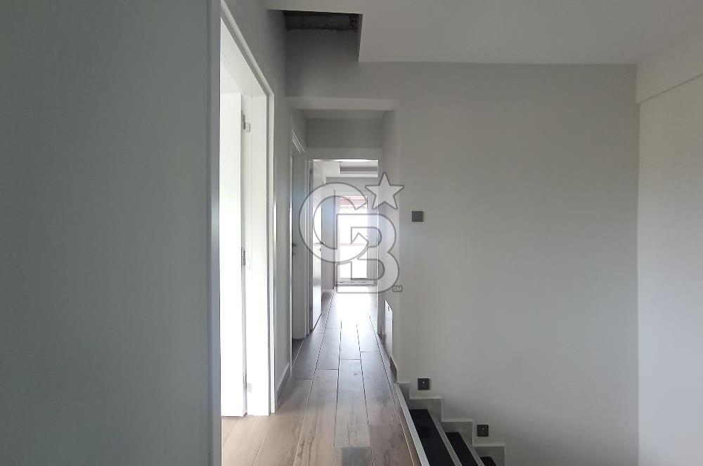 ÇEŞME GERMİYAN 4+2 DUBLEKS HAVUZLU SATILIK VİLLA