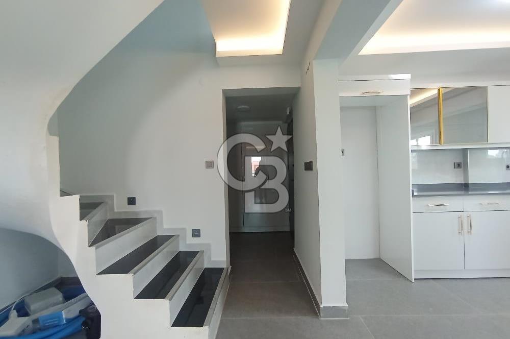 ÇEŞME GERMİYAN 4+2 DUBLEKS HAVUZLU SATILIK VİLLA