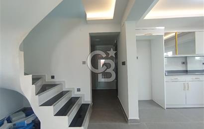 ÇEŞME GERMİYAN 4+2 DUBLEKS HAVUZLU SATILIK VİLLA