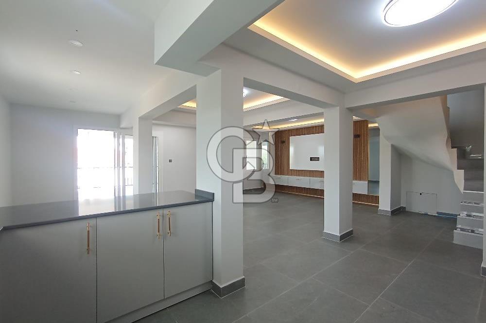 ÇEŞME GERMİYAN 4+2 DUBLEKS HAVUZLU SATILIK VİLLA