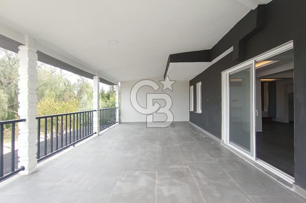 ÇEŞME GERMİYAN 4+2 DUBLEKS HAVUZLU SATILIK VİLLA