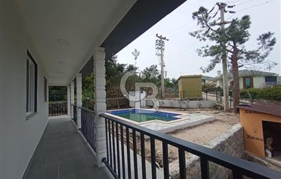 ÇEŞME GERMİYAN 4+2 DUBLEKS HAVUZLU SATILIK VİLLA