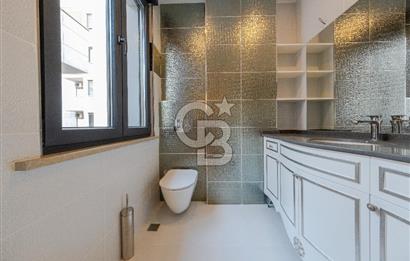 BAĞDAT CADDESİ'NDE KİRALIK DENİZ MANZARALI KATTA TEK 5+1 DAİRE