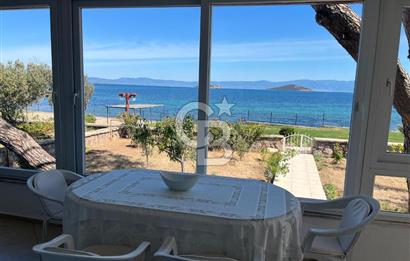 Ayvalık'ta Denize Sıfır Konumda Satılık 3+1 Müstakil Ev 