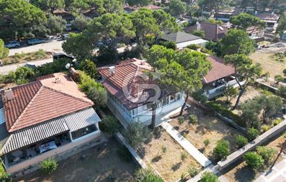 Ayvalık'ta Denize Sıfır Konumda Satılık 3+1 Müstakil Ev 