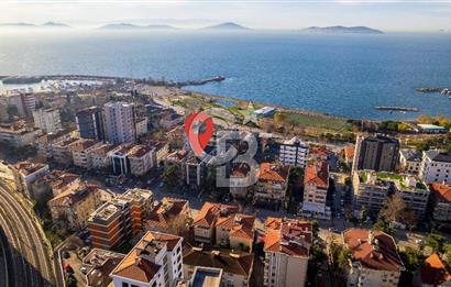 BAĞDAT CADDESİ'NDE KİRALIK DENİZ MANZARALI KATTA TEK 5+1 DAİRE