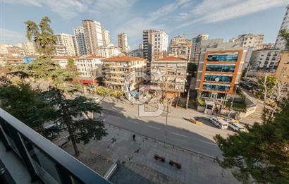 BAĞDAT CADDESİ'NDE KİRALIK DENİZ MANZARALI KATTA TEK 5+1 DAİRE