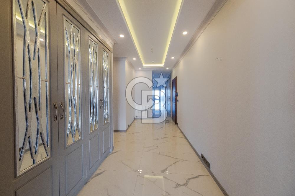 BAĞDAT CADDESİ'NDE KİRALIK DENİZ MANZARALI KATTA TEK 5+1 DAİRE
