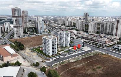 BAHÇEŞEHİR BAHÇEKENT CADDE CEPHELİ KURUMSALA KİRALIK DÜKKAN