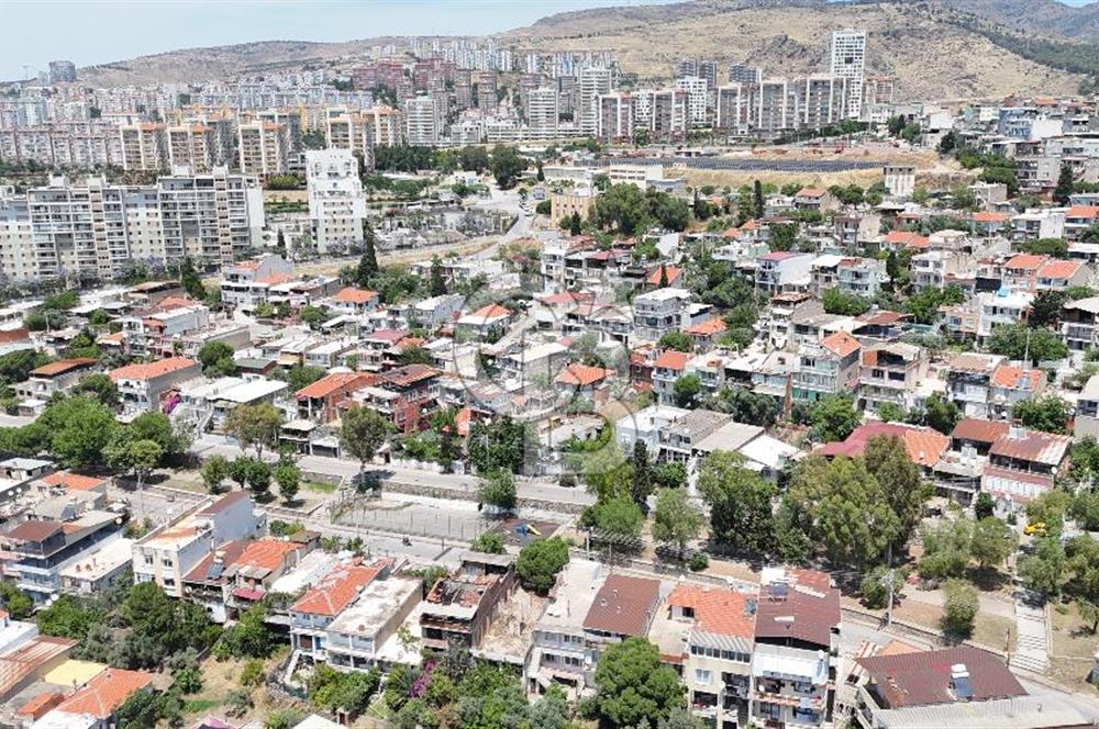 Karşıyaka Cumhuriyet Kentsel Dönüşüm Alanı 369m² Satılık Arsa/Ev