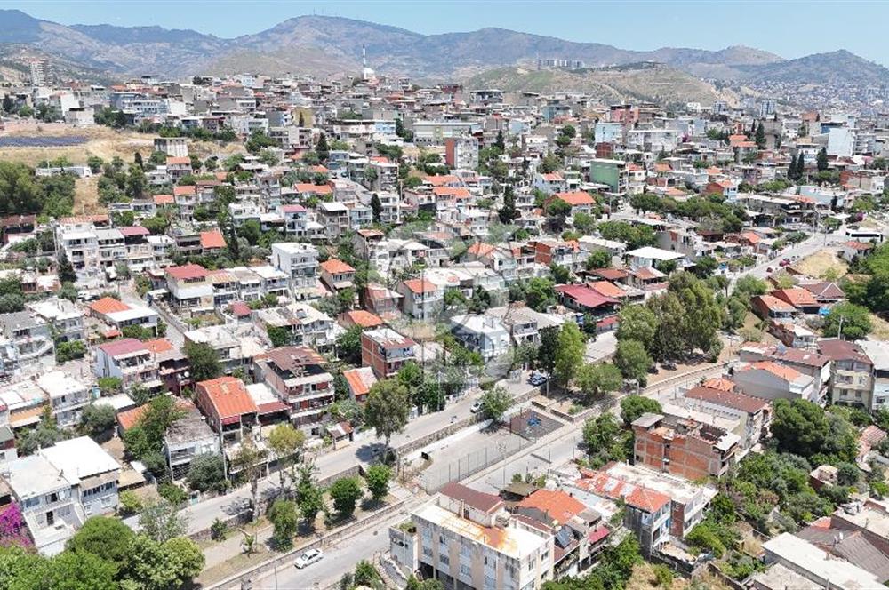 Karşıyaka Cumhuriyet Kentsel Dönüşüm Alanı 369m² Satılık Arsa/Ev