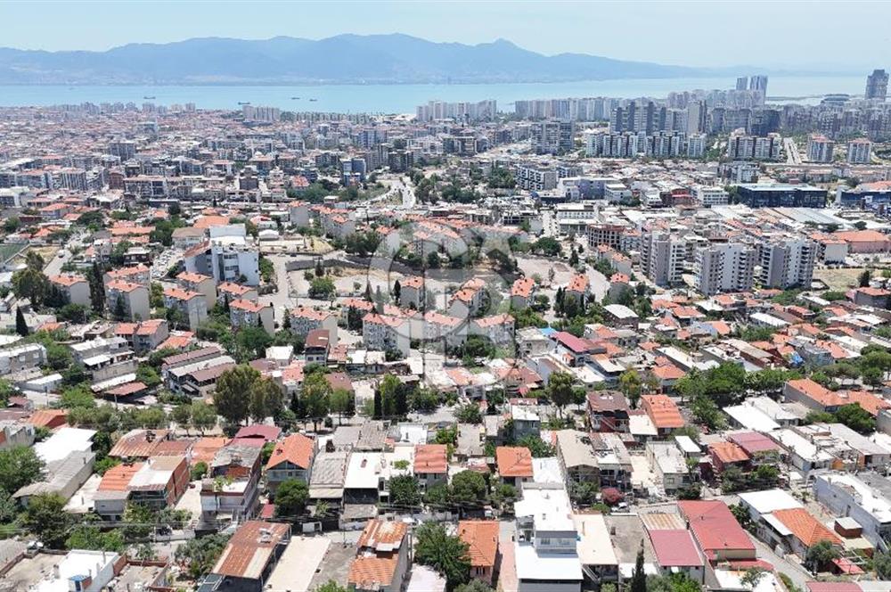 Karşıyaka Cumhuriyet Kentsel Dönüşüm Alanı 369m² Satılık Arsa/Ev
