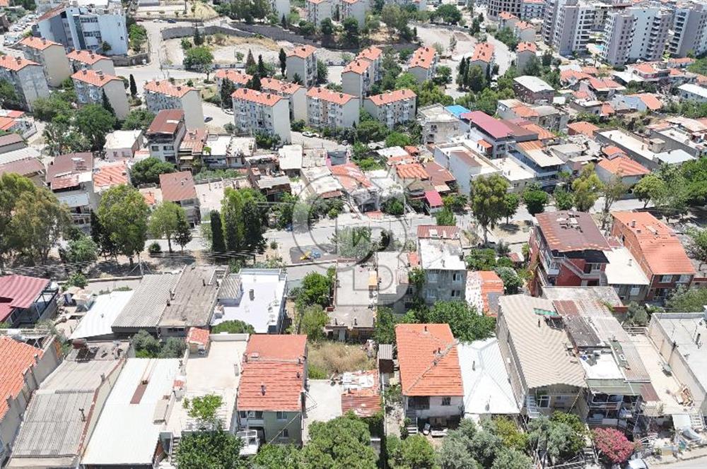 Karşıyaka Cumhuriyet Kentsel Dönüşüm Alanı 369m² Satılık Arsa/Ev