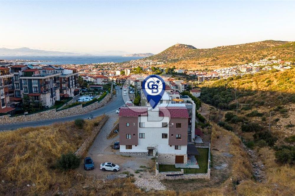 Yenifoça'da Full Deniz Manzaralı Satılık 3+1 Daire