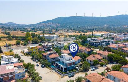 Yeni Foça Gencelli’de Denize 50 Metre Mesafede, Kış Bahçeli 2+1 Dubleks