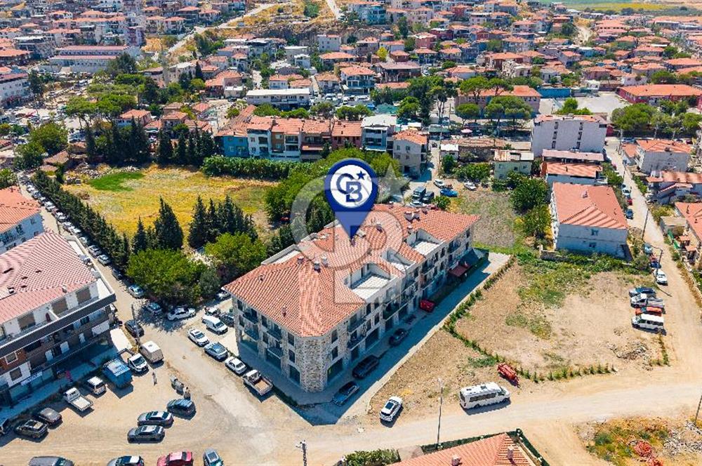 Foça Hacıveli Mah. Merkezi Konumda Satılık 4+1 Teraslı Dubleks