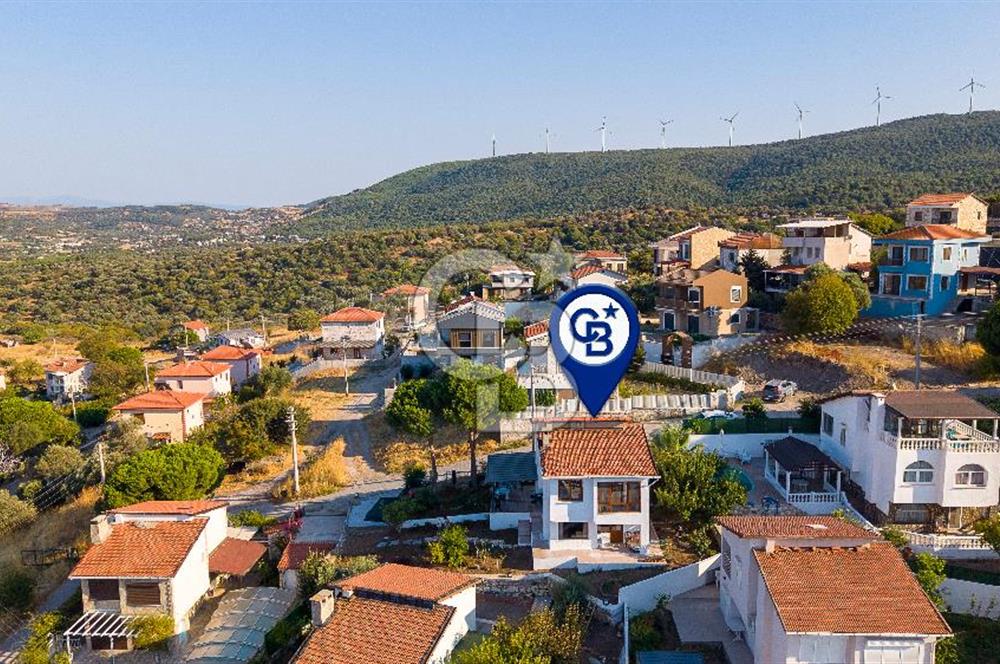 Yenifoça Donatkent'te Satılık Deniz Manzaralı Müstakil 3+1 Villa​