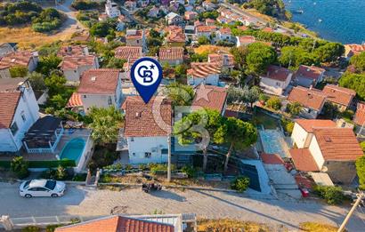 Yenifoça Donatkent'te Satılık Deniz Manzaralı Müstakil 3+1 Villa​