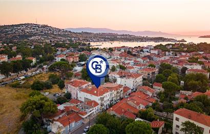Foça Merkezde Sahile Yürüme Mesafesinde Satılık 2+1 Daire
