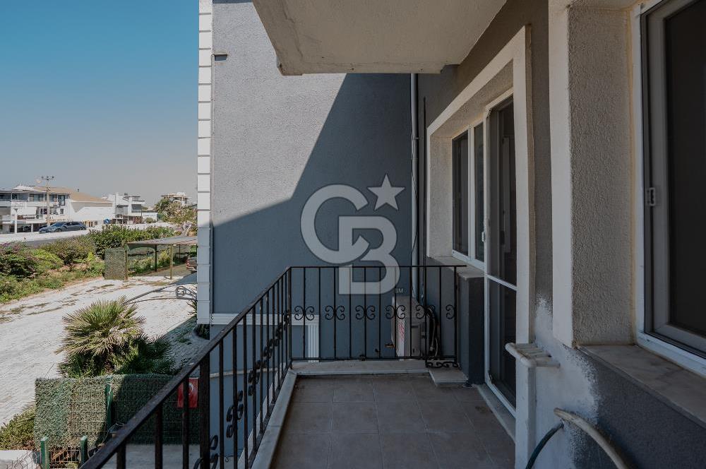 Urla Çamlıçay'da Denize 150m, Cadde Üzeri, Tadilatlı KOMPLE SATILIK BİNA