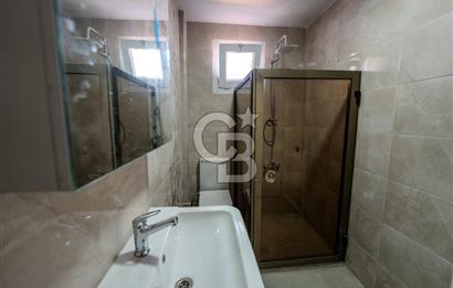 Urla Çamlıçay'da Denize 150m, Cadde Üzeri, Tadilatlı KOMPLE SATILIK BİNA