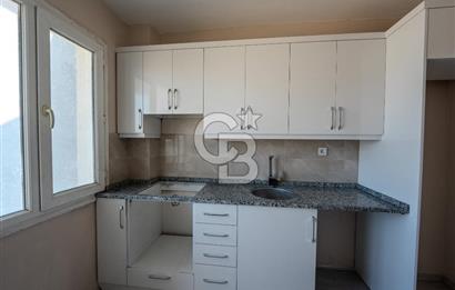 Urla Çamlıçay'da Denize 150m, Cadde Üzeri, Tadilatlı KOMPLE SATILIK BİNA