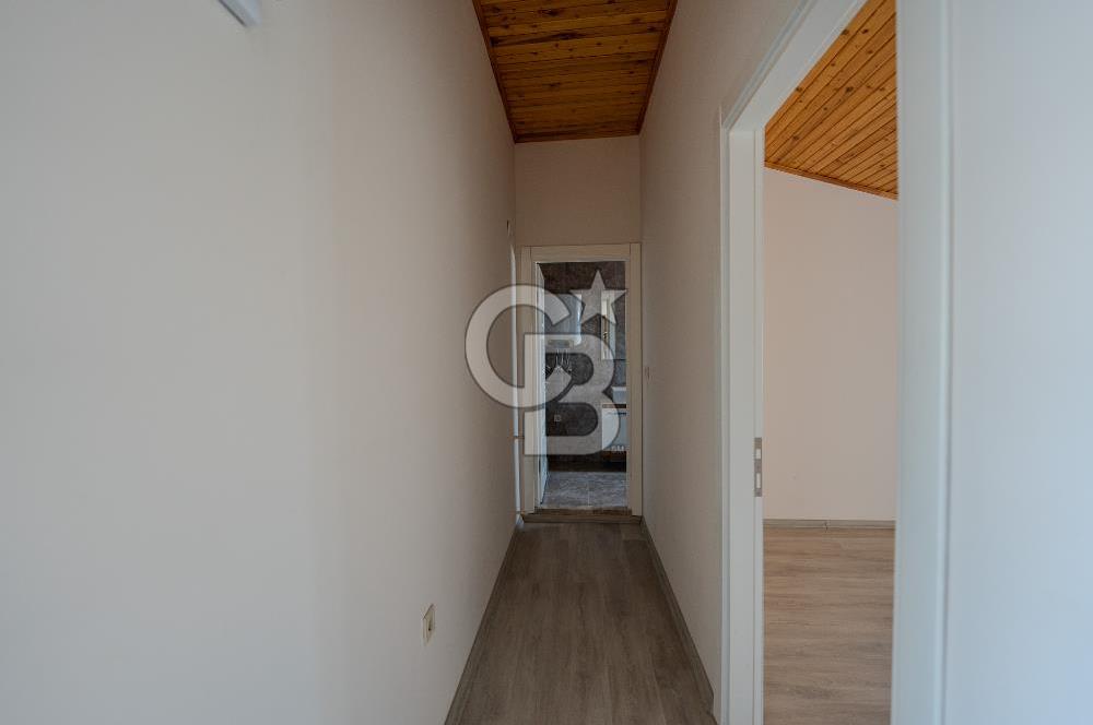 Urla Çamlıçay'da Denize 150m, Cadde Üzeri, Tadilatlı KOMPLE SATILIK BİNA