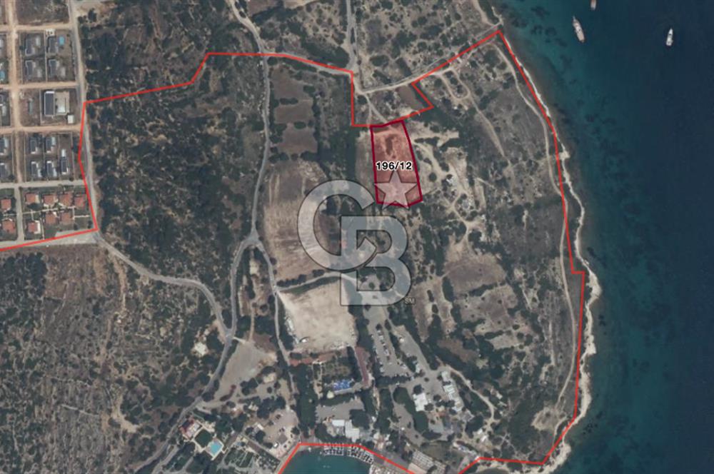 ÇEŞME'DE SATILIK 4600 M2 ARAZİ, DENİZE YÜRÜME MESAFESİNDE