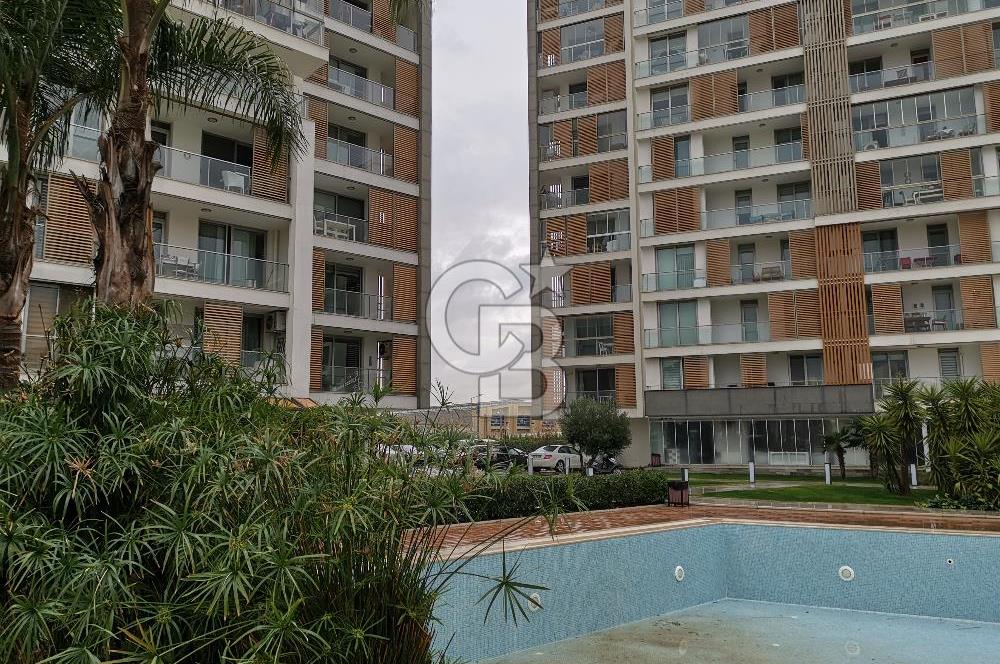 Karşıyaka Mavişehir Modda Eşyalı Satılık 2+1 Daire