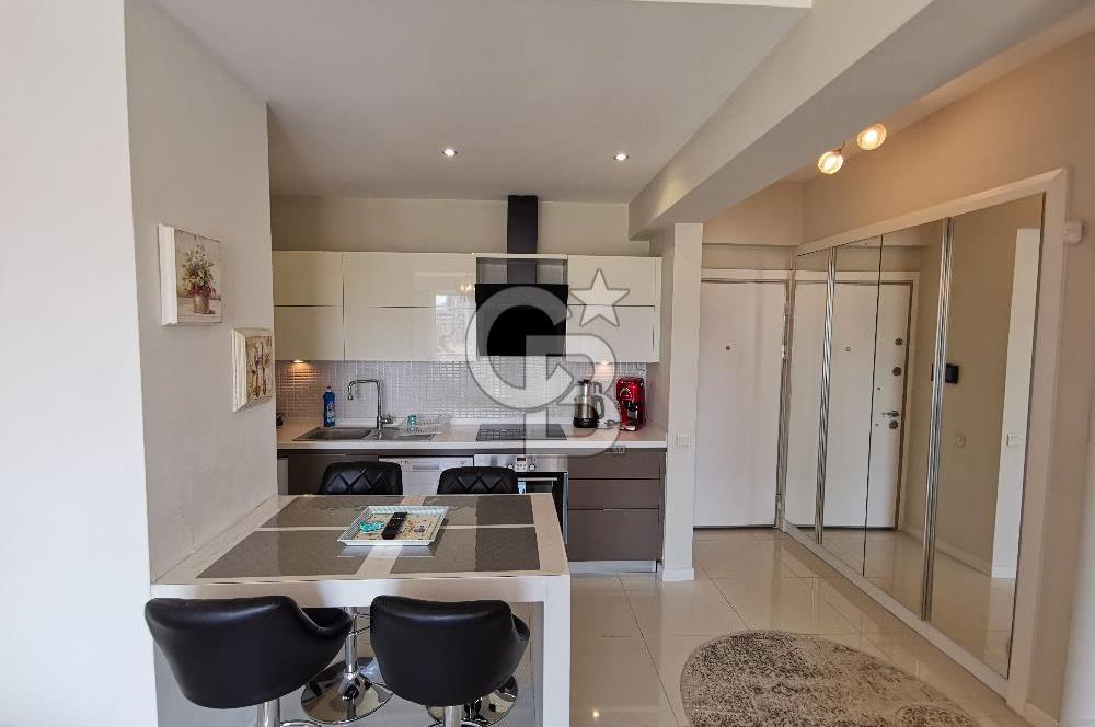 Karşıyaka Mavişehir Modda Eşyalı Satılık 2+1 Daire