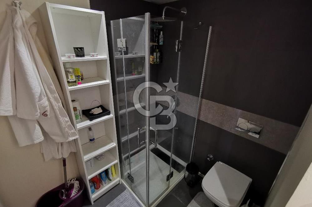 Karşıyaka Mavişehir Modda Eşyalı Satılık 2+1 Daire