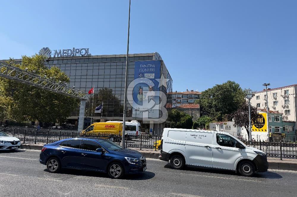 FATİH CİBALİ'DE UNKAPANI MEDİPOL HASTANESİ YANINDA SATILIK 3+1