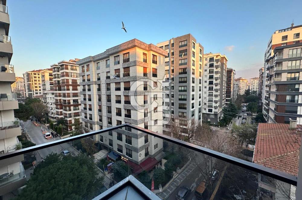 KADIKÖY ERENKÖY'DE PRESTİJLİ KONUMDA KİRALIK 2+1 DAİRE