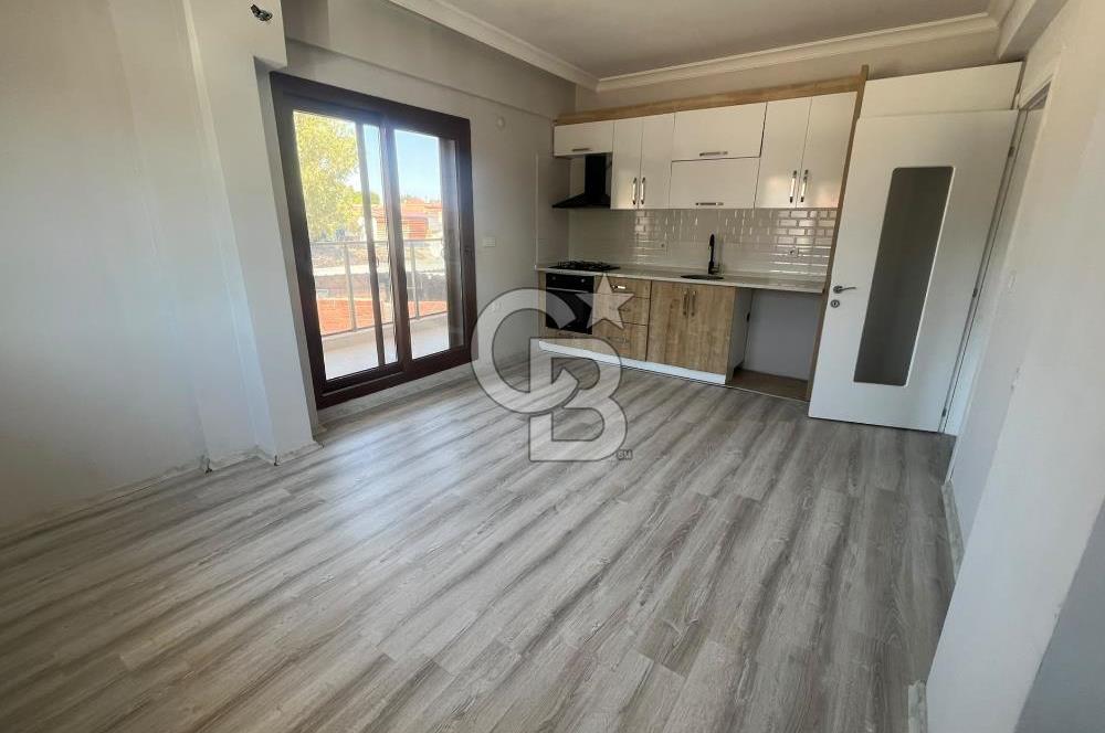 Foça Yenibağarası Mah. Kiralık 2+1 Daire