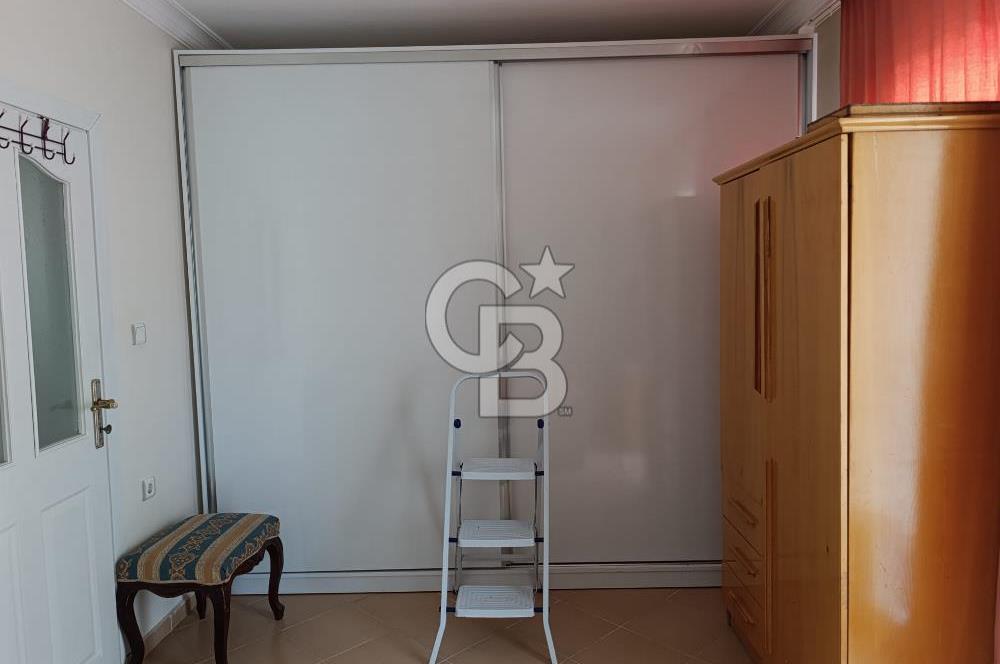 Yenifoça M.Kemal Atatürk Mah. Eşyalı Kiralık 3+1 Daire