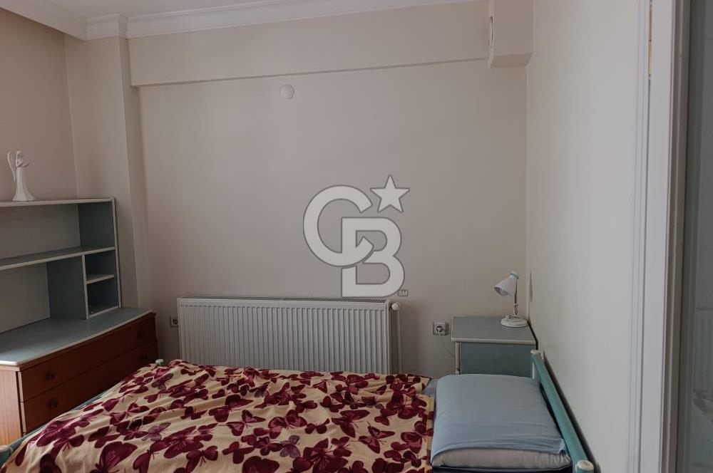 Yenifoça M.Kemal Atatürk Mah. Eşyalı Kiralık 3+1 Daire