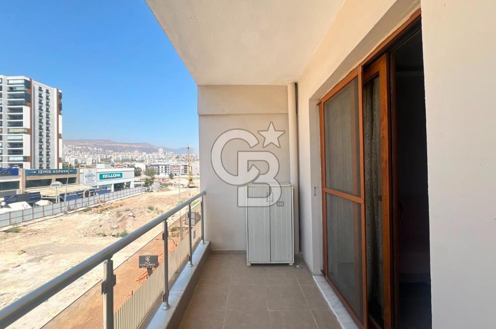 Karşıyaka Yalı Mahallesi Doğa Koleji Yakını 3+1 Satılık Daire