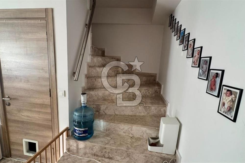 Ataşehir Mahallesi Merkezi Konumda Satılık Dubleks Daire