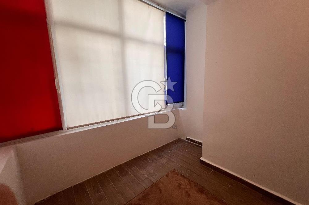 Aksoy'da Giriş Katı Bahçeli Kiralık 2+1 Daire
