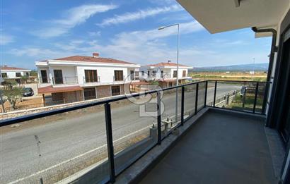 GÖMEÇ DENİZ EVLER SİTESİ'NDE SATILIK 3+1 VİLLA
