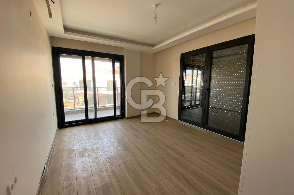 GÖMEÇ DENİZ EVLER SİTESİ'NDE SATILIK 3+1 VİLLA