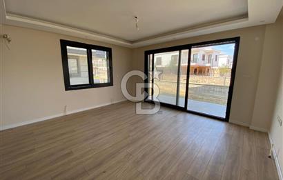 GÖMEÇ DENİZ EVLER SİTESİ'NDE SATILIK 3+1 VİLLA
