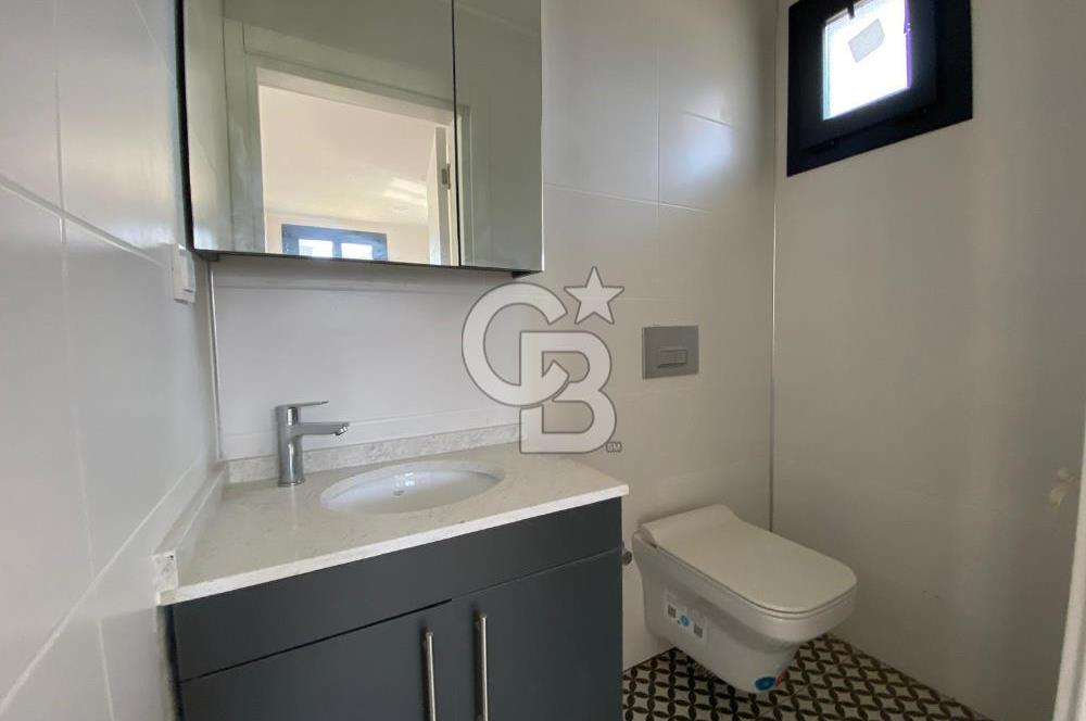 GÖMEÇ DENİZ EVLER SİTESİ'NDE SATILIK 3+1 VİLLA