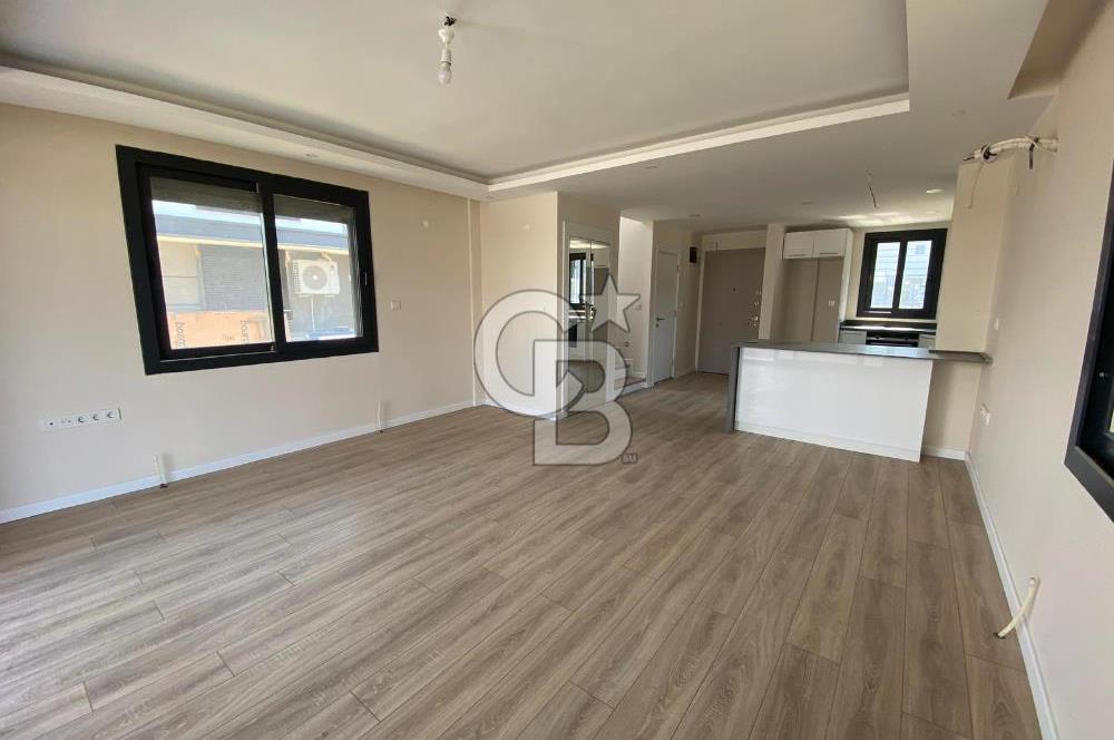 GÖMEÇ DENİZ EVLER SİTESİ'NDE SATILIK 3+1 VİLLA