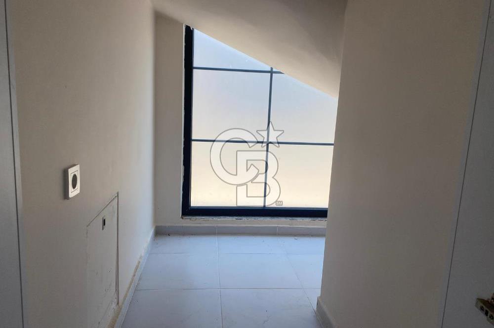 GÖMEÇ DENİZ EVLER SİTESİ'NDE SATILIK 3+1 VİLLA