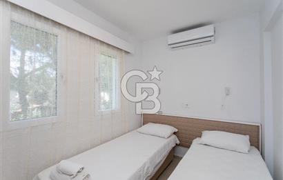 Eski Foça Hanedan Beach Club'ta Satılık Villa