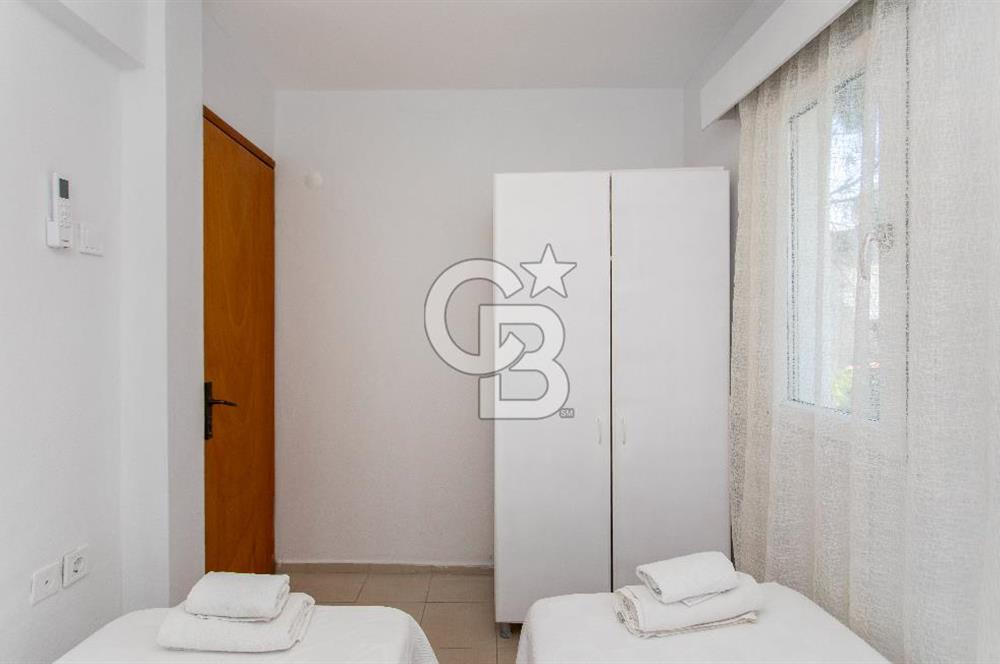 Eski Foça Hanedan Beach Club'ta Satılık Villa