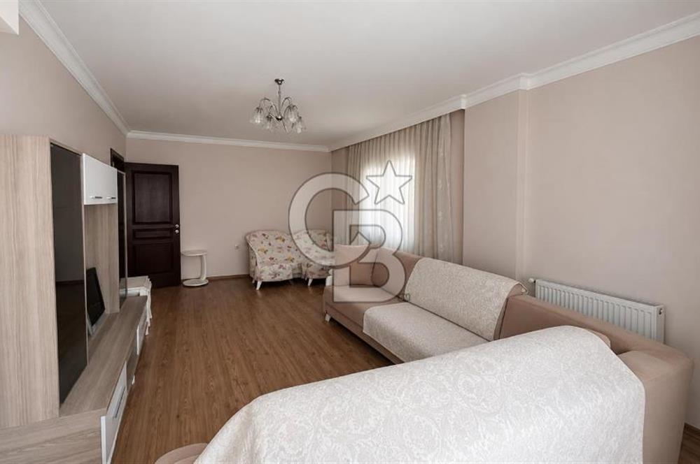 ALİAĞA YENİMAHALLEDE CENGİZTOPEL CD.ÜZERİNDE SATILIK 3+1 DAİRE