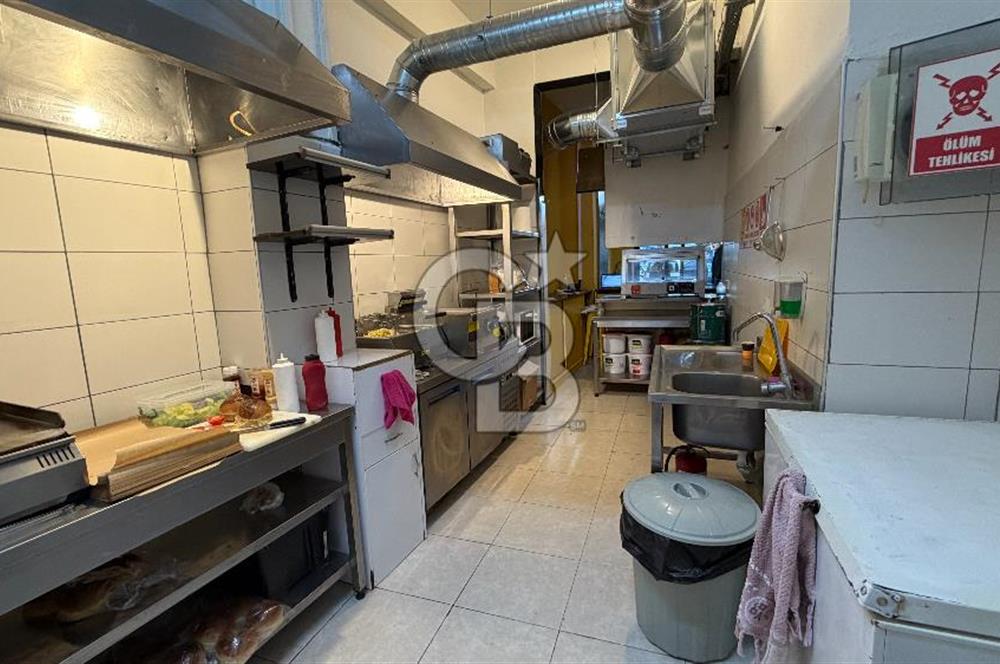 BOSTANLI ŞEHİTLER BULVARINDA DEVREN KİRALIK FAST FOOD CAFE